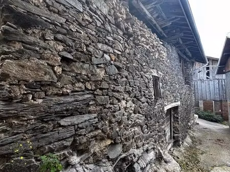 maison 2 pièces 200 m²