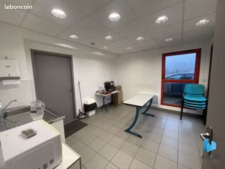 bureaux 178 m² changé