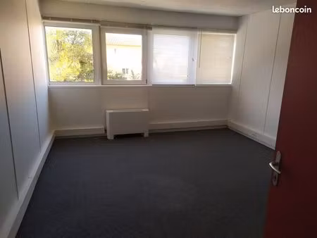 bureau de 20 m² à langlade (vaunage) — 1er mois offert