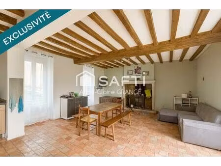 maison de charme avec beau potentiel plus grenier aménageable