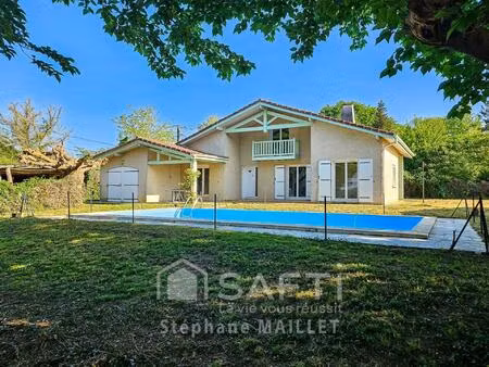 maison 160 m² avec piscine et calme absolu