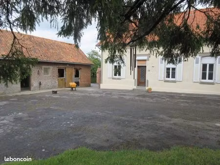 maison 7 pièces 147 m²