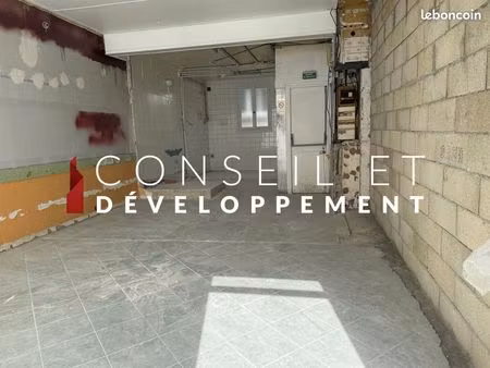 boutique 88 m² alfortville