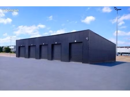 garage/ box la roche bernard