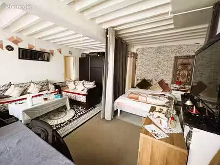 studio 1 pièce 36 m²