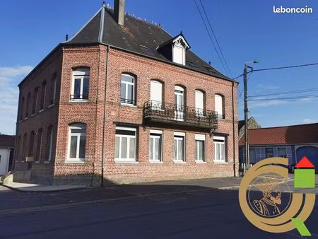 immeuble 455 m² anvin