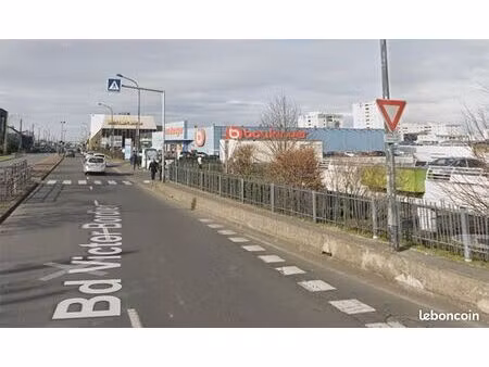 local commercial 1000 m² montigny les cormeilles