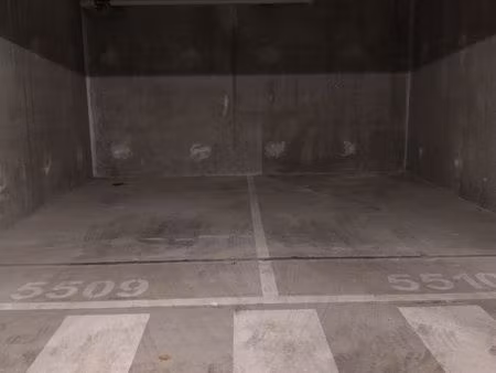 parking intérieur à cergy