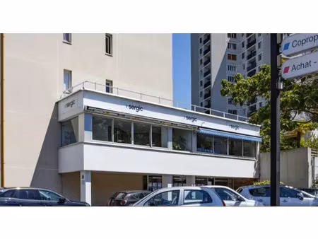 a vendre - investissement - locaux vendus occupes - eaubonne (95) - ibi entreprise