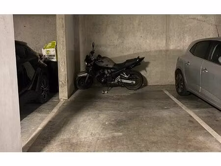 location stationnement  m² t- à gaillard  120 €