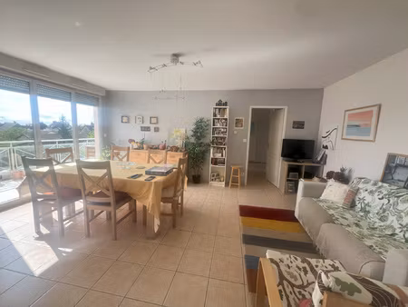 meursault 2 pas du centre du village