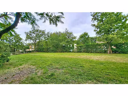 a vendre - la salvetat saint gilles - terrain à bâtir de 644 m² libre de construction