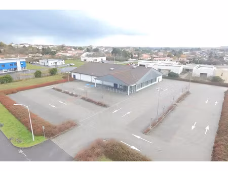 location locaux professionnels 0 pièces 1176 m² à jarnac (16200)  6 700 €