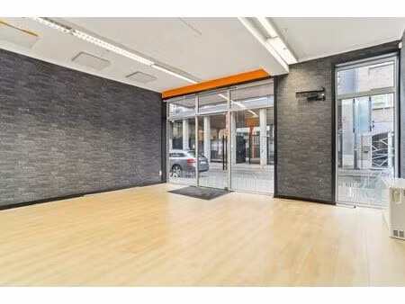 verhuurd handelspand met parkeermogelijkheid te centrum r...