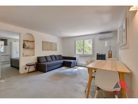 appartement meublé dans une villa au calme avec terrasse