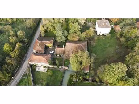 propriété avec jardin sommevoire (52)