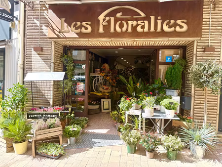 nyons centre - fond de commerce 100m2