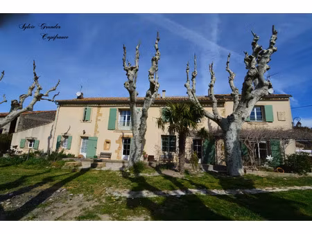 maison à vendre cornillon confoux 15 pièce(s) 455m2 810 000€