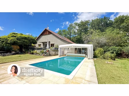maison 7 pièces - 297 m²