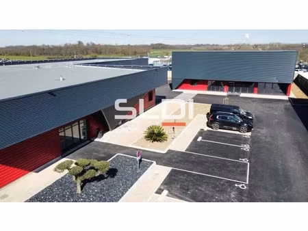 location local d'activités grenay 38540