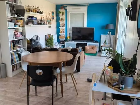 vends appartement loué t3 63m² 2e étage avec balcon biéville-beuville