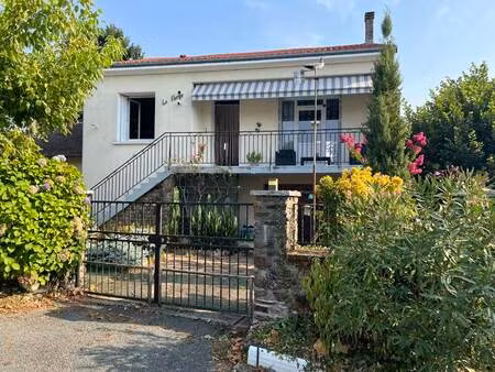 vente maison 5 pièces 103 m² mialet (24450)