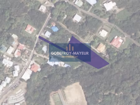 beau terrain au calme à vendre à baillif