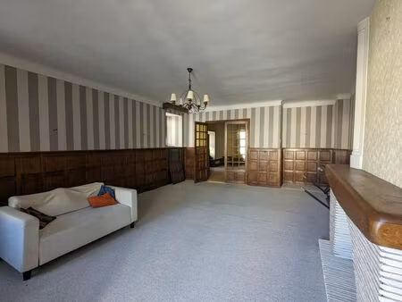 vente appartement 6 pièces 120m2 saint-geniez-d'olt et d'aubrac 12130 - 65000 € - surface 