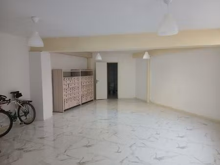 location commerce 102 m² à bordeaux (33000)