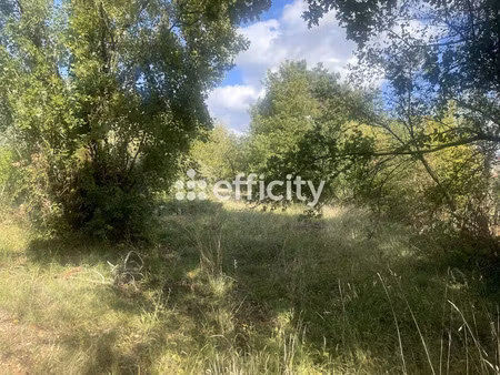 terrain - 857 m²