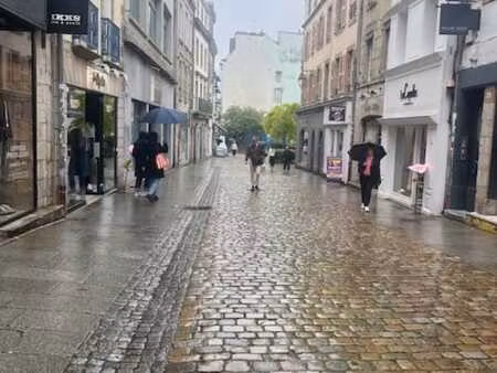 vente commerce 175 m² quimper (29000)