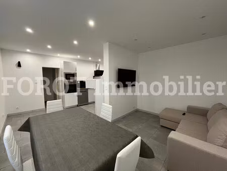 location appartement 3 pièces 55 m² à lamastre (07270)