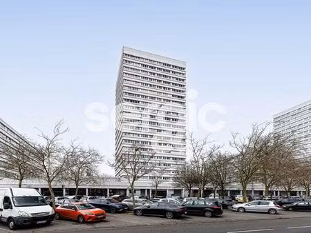 place de parking privative - residence europe - mons en baroeul