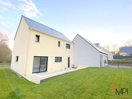 location maison à dingé (35440) : à louer / 119m² dingé