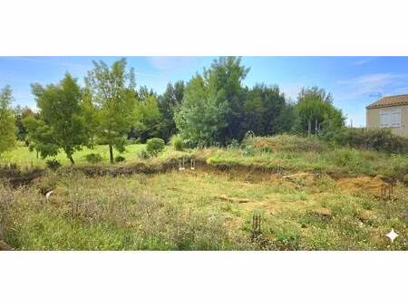 terrain constructible viabilisé à vendre