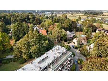splendide penthouse à côté du parc de tervuren