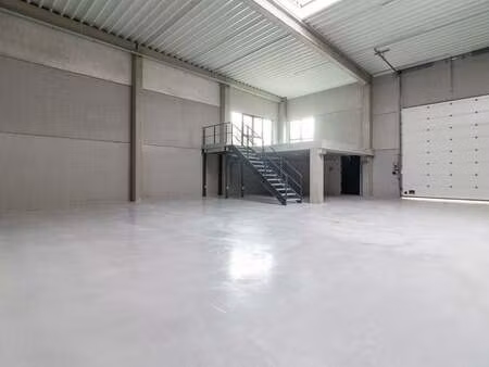 bien professionnel à louer à nivelles € 1.850 (lebzl) | zimmo