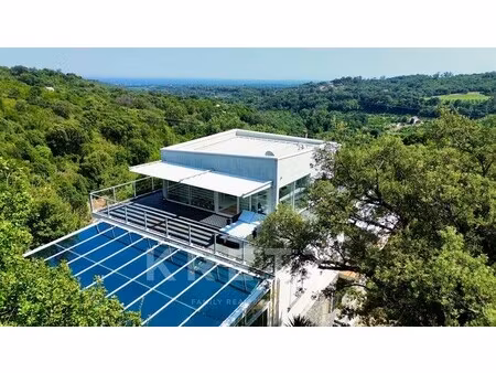 villa de luxe à vendre à san-giuliano