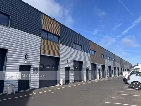 local d'activité neuf - 114m²