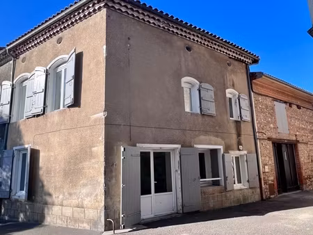 casseneuil (47) - maison de village rénovée avec potentiel