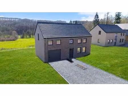 maison neuve à vyle-et-tharoul avec superbe vue