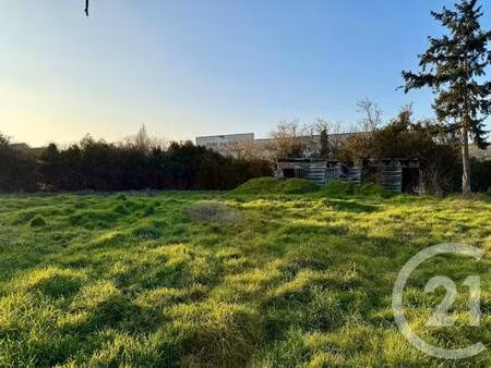 terrain constructible viabilisé à vendre