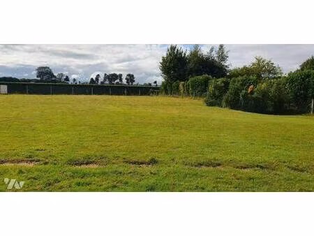 terrain constructible viabilisé à vendre