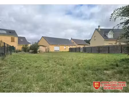 terrain constructible viabilisé à vendre
