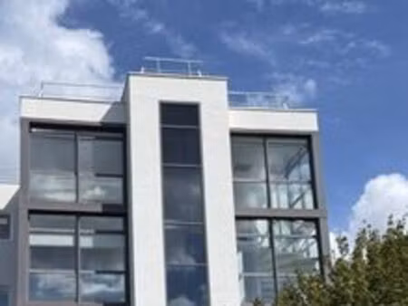 prestigieux bureau de 235 m2 en location - vannes  bretagne