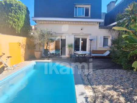 maison contemporaine et lumineuse avec piscine privée quar