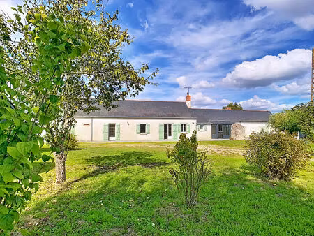 charme et calme : longère rénovée avec 3 ha de terrain