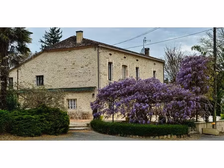 vente locaux professionnels 10 pièces 450 m² à cancon (47290)  422 000 €