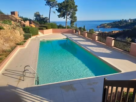 studio bis – parking prive - climatisation - terrasse - piscine