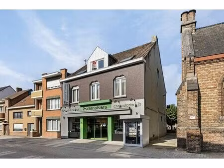 propriété commerciale avec maison et studio à ruddervoorde